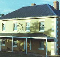 Wilmot Arms Inn - Mackay Tourism