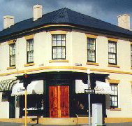 Jackson Town House Accommodation - Mackay Tourism