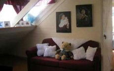 Hide-Away Cottage Retreat - Mackay Tourism 1