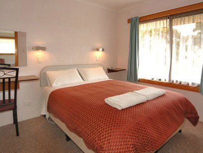Willaway Motel Apartments - Mackay Tourism 4
