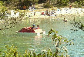 Crayfish Creek Van And Cabin Park And Spa House - Mackay Tourism 5