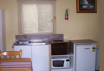 Longford Riverside Caravan Park - Mackay Tourism 3
