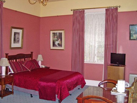 Glen Osborne House - Mackay Tourism 2