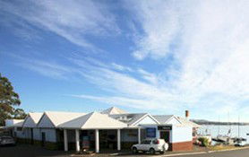 Beauty Point Waterfront Hotel - Mackay Tourism 0