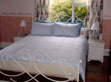 Kenya Cottage - Mackay Tourism 2