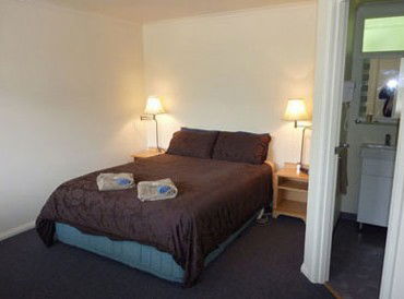 Silver Hills Motel - Mackay Tourism 3