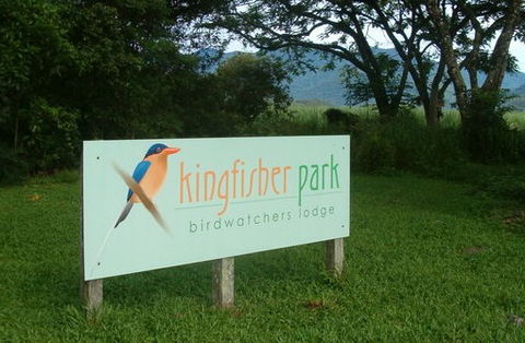 Kingfisher Park Birdwatchers Lodge - Mackay Tourism 1