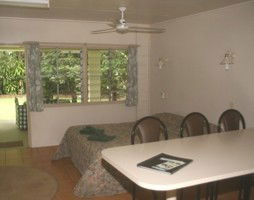 Kingfisher Park Birdwatchers Lodge - Mackay Tourism 4