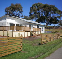 Waterside Accommodation - Mackay Tourism