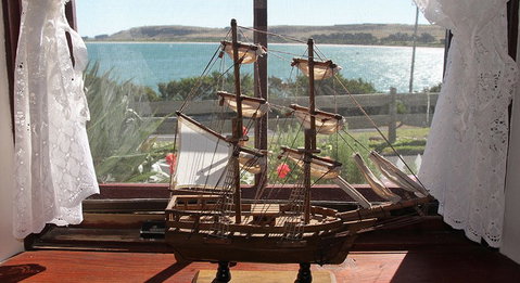 Captains Cottage - Mackay Tourism 1