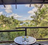 Secrets on the Lake - Mackay Tourism