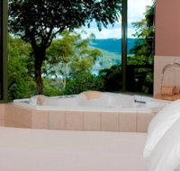 Montville Grove - Mackay Tourism