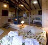 Treetops Seaview Montville - Mackay Tourism