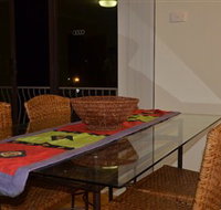 Mollymook Sunrise Holiday Apartment - Mackay Tourism