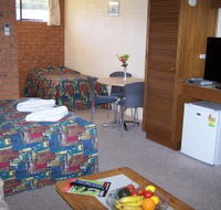 Colonial Motor Inn Pambula - Mackay Tourism
