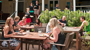 Halse Lodge Backpackers Hostel YHA - Mackay Tourism 2