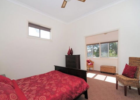 Diamond Cottages - Mackay Tourism 1