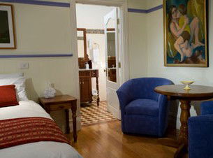 Sandholme Guesthouse 5 Star - Mackay Tourism 1