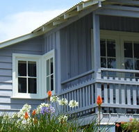 Hyams Beach Seaside Cottages - Mackay Tourism