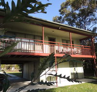 A Paradise Bungalow Waterfront - Mackay Tourism
