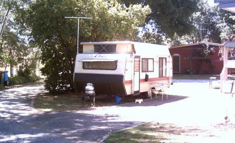 Castlemaine Central Cabin & Van Park - Mackay Tourism 1