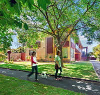 Lake Wendouree Luxury Apartments - Mackay Tourism