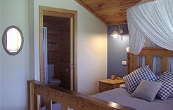 Blossoms Bed And Breakfast - Mackay Tourism 1