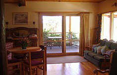 Blossoms Bed And Breakfast - Mackay Tourism 5