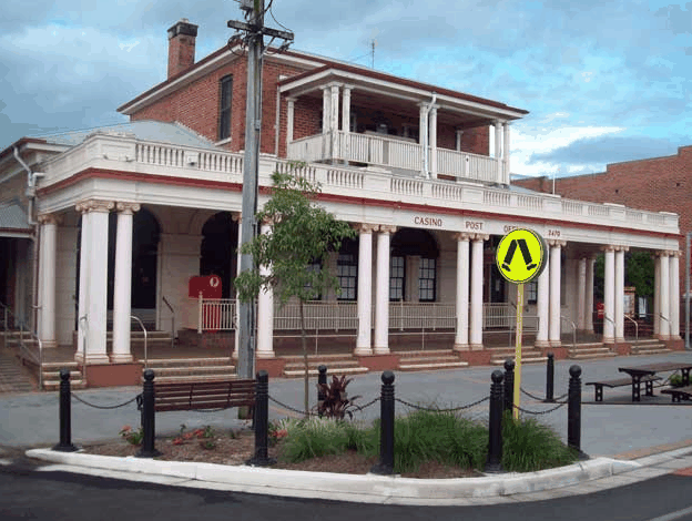 Squatters Homestead Motel - Mackay Tourism