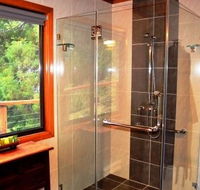 A Waterfall Hideout-Rainforest Cabin for Couples - Mackay Tourism