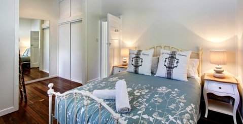 A Summer Cottage - Mackay Tourism 2