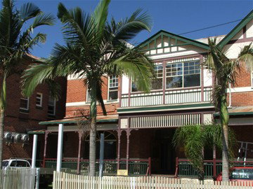 Maclean Hotel - Mackay Tourism 0