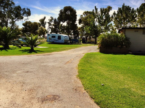 Curlwaa Caravan Park - Mackay Tourism 1