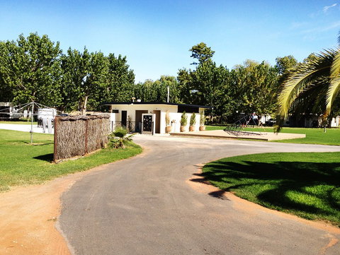 Curlwaa Caravan Park - Mackay Tourism 2