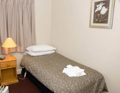 Alpine Hotel - Mackay Tourism 4