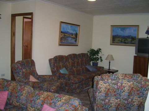 Sonnblick Lodge - Mackay Tourism 2