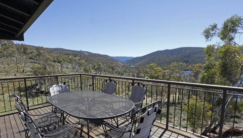 Creel Lodge - Mackay Tourism 3