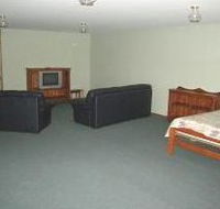 Talbingo Mountain Retreat - Mackay Tourism