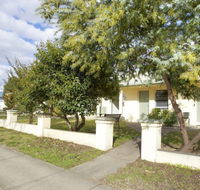 Tumut Apartments - Mackay Tourism