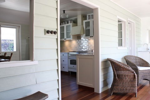 The Cottage Tumut - Mackay Tourism 0