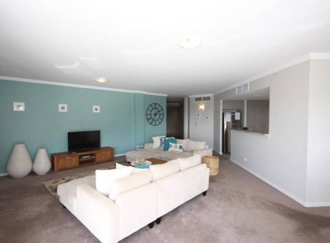 Unit 11 Oasis - Mackay Tourism 1