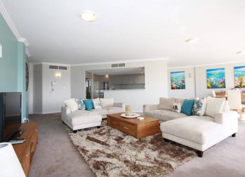 Unit 11 Oasis - Mackay Tourism 4