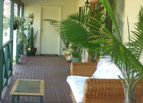 Bush And Beach Bed And Breakfast - Mackay Tourism 2