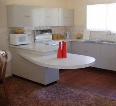 Forster Hilltop Retreat - Mackay Tourism 1