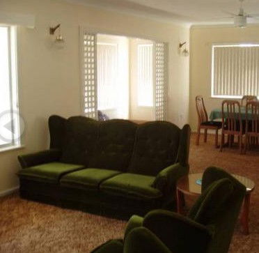 Forster Hilltop Retreat - Mackay Tourism 3