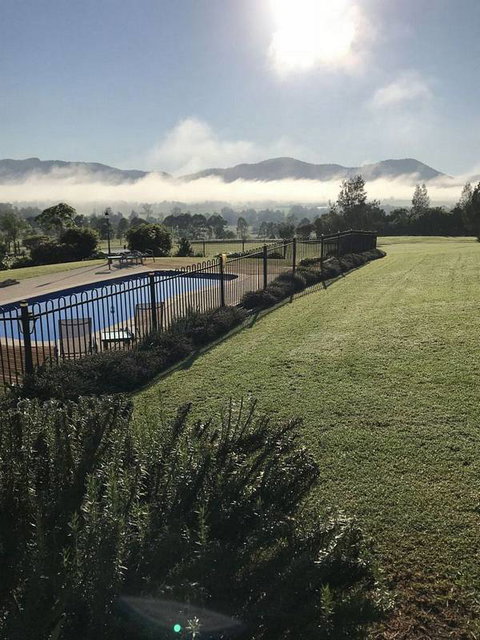 Avon View Stays - Mackay Tourism 4