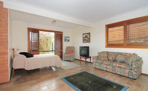 Baileys, Gerringong - Mackay Tourism 2