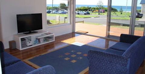 Aspect On Jones Beach - Mackay Tourism 5