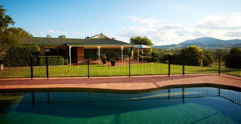 Barrington River House - Mackay Tourism 4