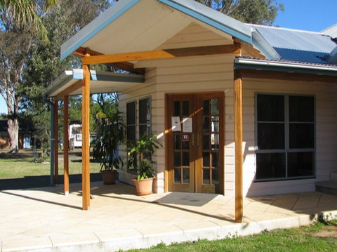 Cessnock Wine Country Caravan Park - Mackay Tourism 3